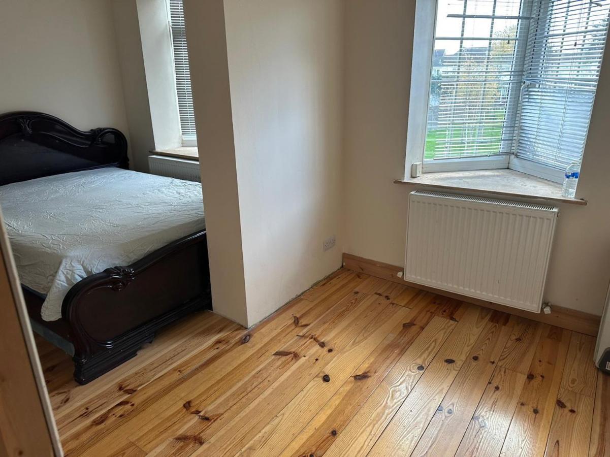 Tran Homestay London Exterior photo
