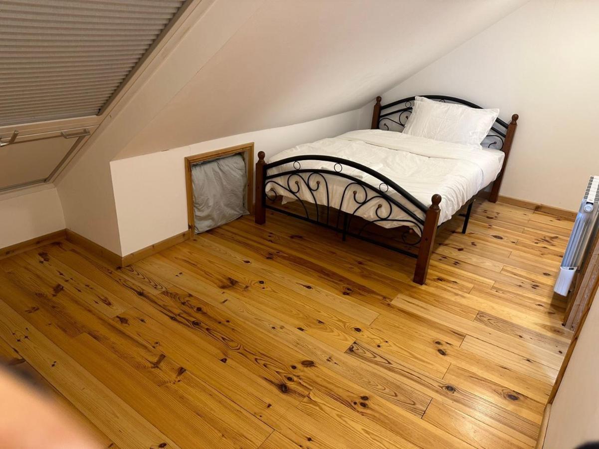 Tran Homestay London Exterior photo